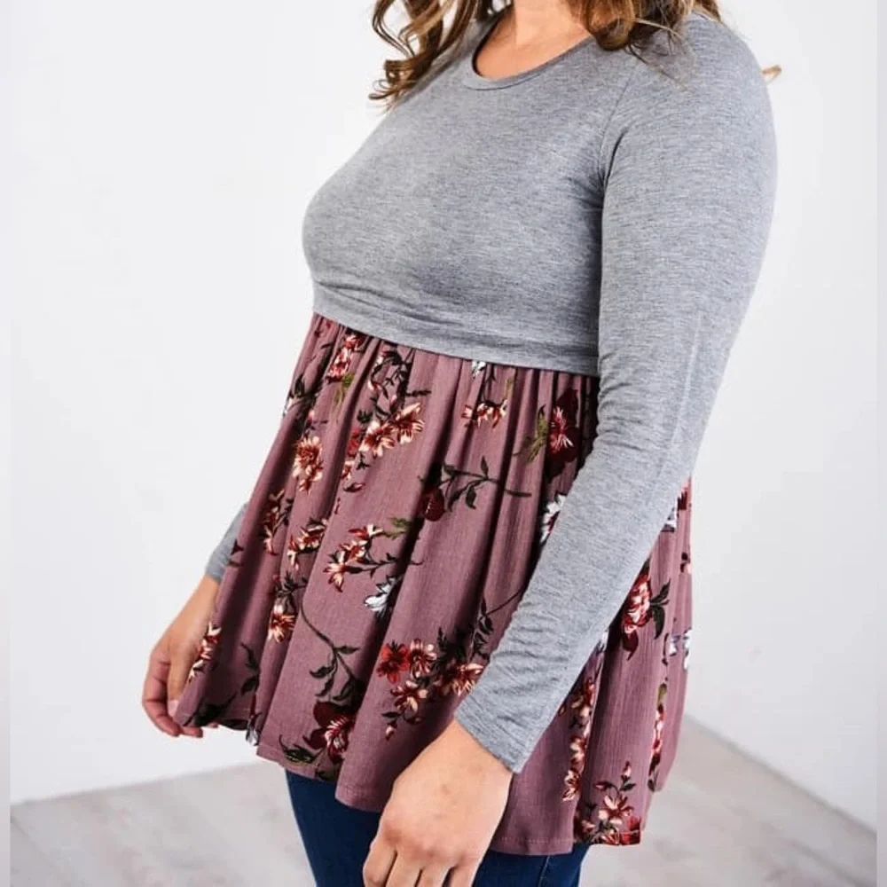 Latched Mama long sleeve babydoll blouse for breastfeeding and pregnancy - Picture 6 of 6